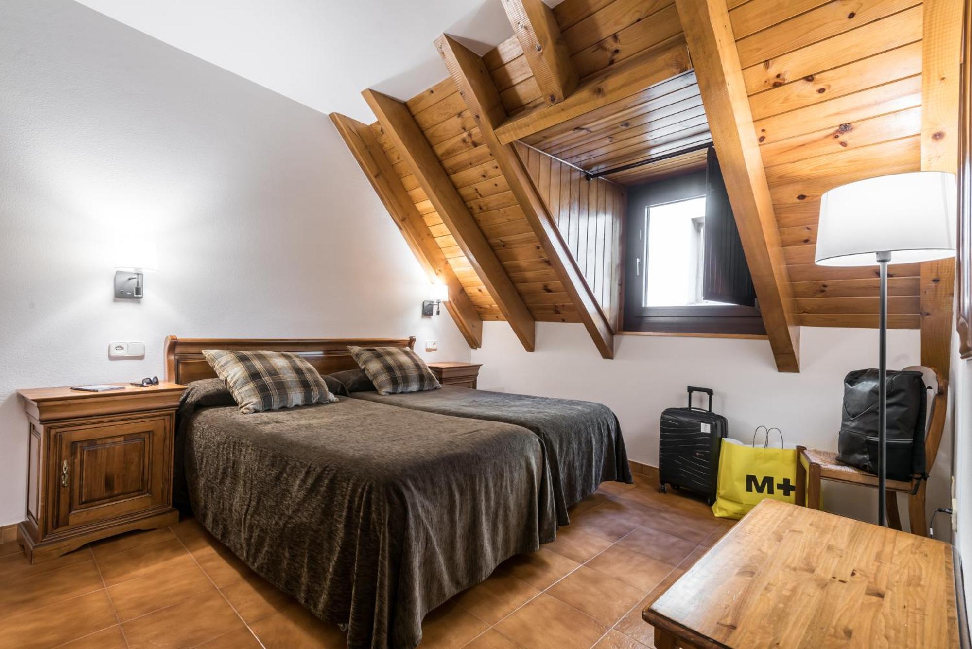 Riu Nere Mountain Apartments Vielha Zewnętrze zdjęcie